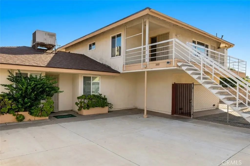 Duplex for sale at 3814 Ferndale Avenue, San Bernardino, CA