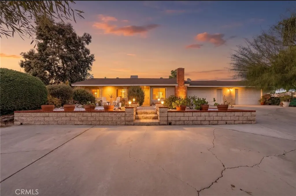 Single Family Residence for sale at 28660 Mapes, Menifee, CA featuring 3 beds and 2 baths