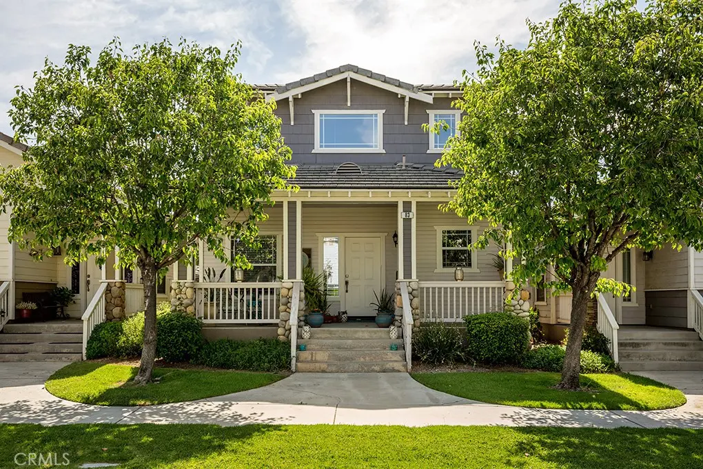 Single Family Residence for rent at 83 Orangewood Court, Redlands, CA featuring 3 beds and 3 baths