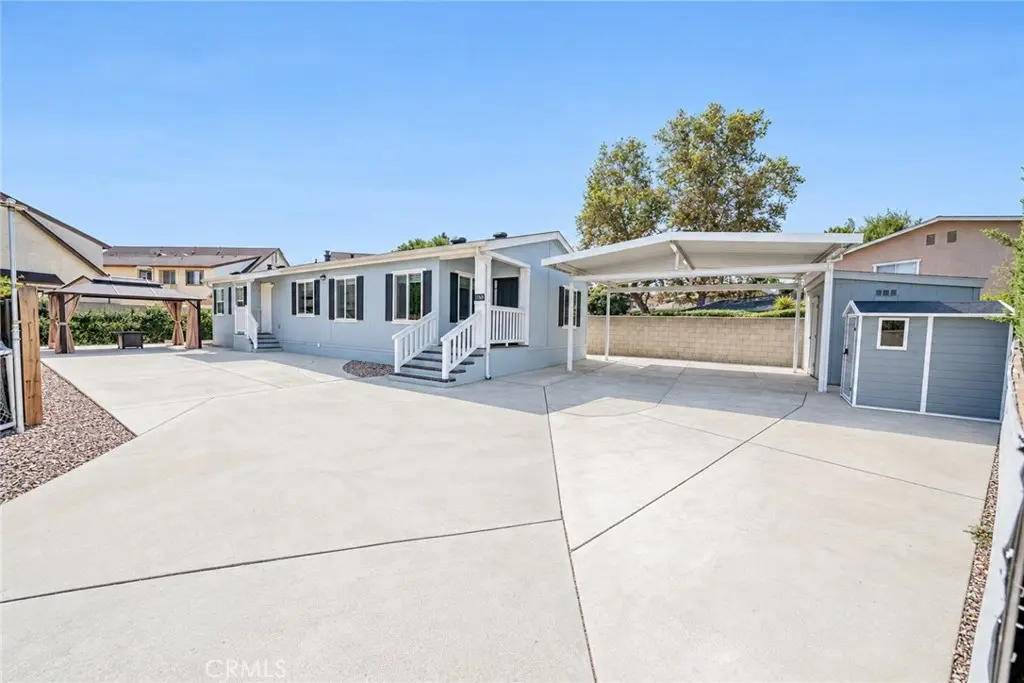 Manufactured In Park for sale at 1169 GREENHILL Way, Corona, CA featuring 3 beds and 2 baths