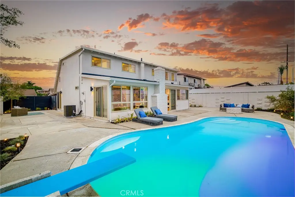 Single Family Residence for sale at 9432 Warbler, Fountain Valley, CA featuring 5 beds and 3 baths