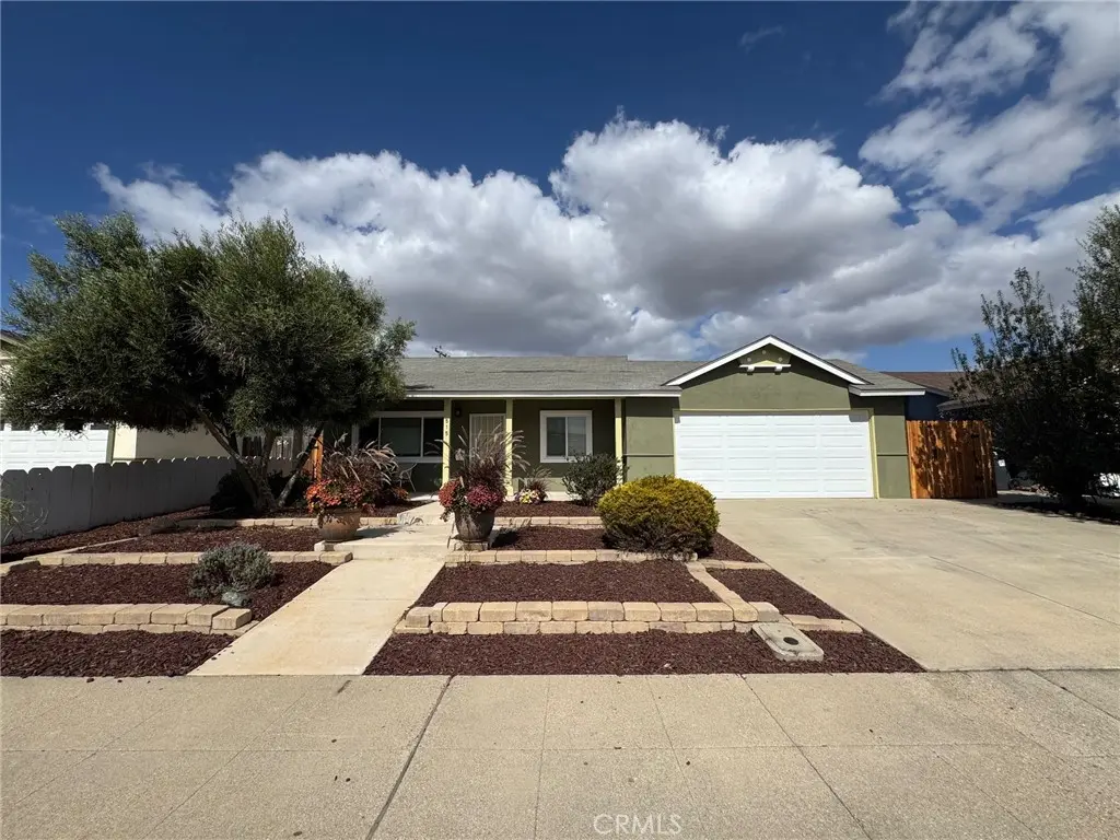 Single Family Residence for sale at 515 E Williams, Santa Maria, CA featuring 3 beds and 1 bath