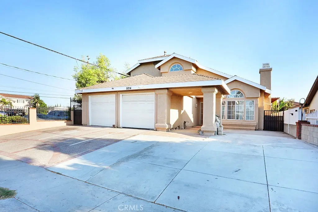 Single Family Residence for sale at 5214 W 3rd, Santa Ana, CA featuring 5 beds and 3 baths