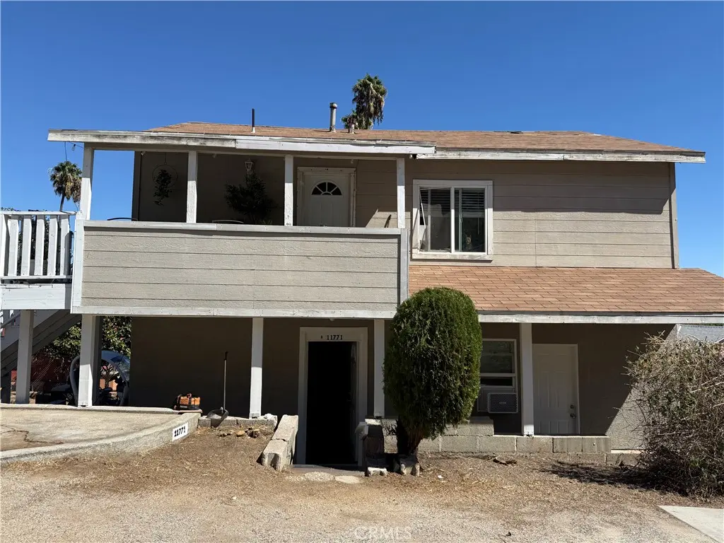 Single Family Residence for rent at 11771 A Hazeldell, Riverside, CA featuring 3 beds and 2 baths