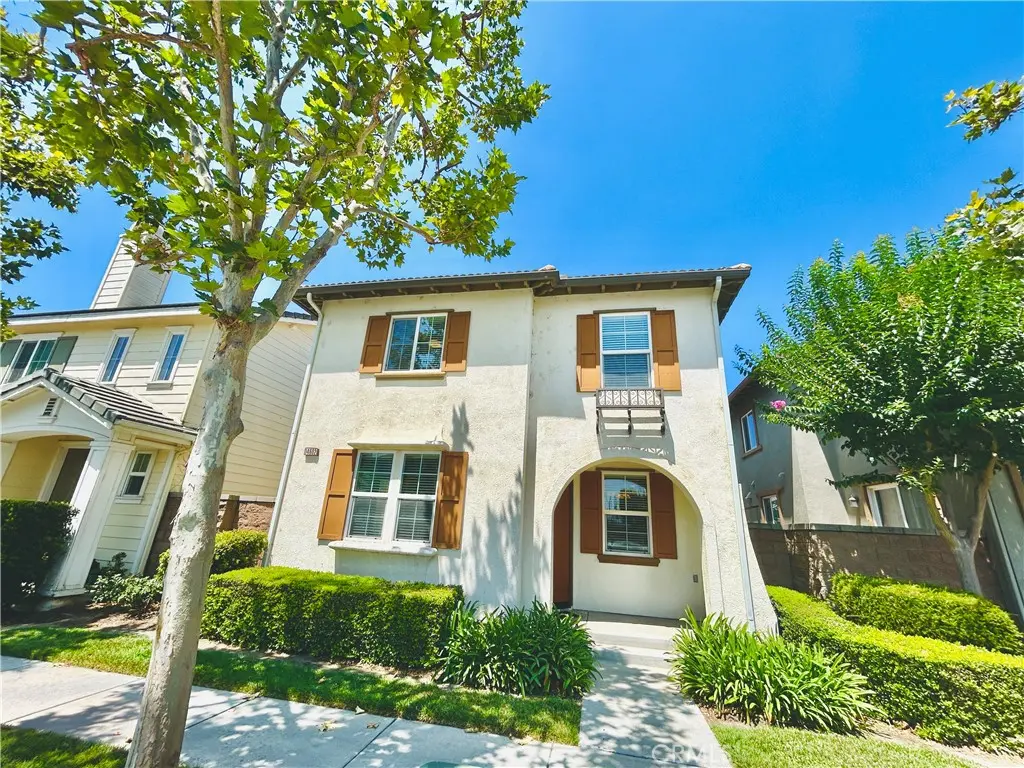 Single Family Residence for rent at 14602 Longwood, Chino, CA featuring 4 beds and 3 baths