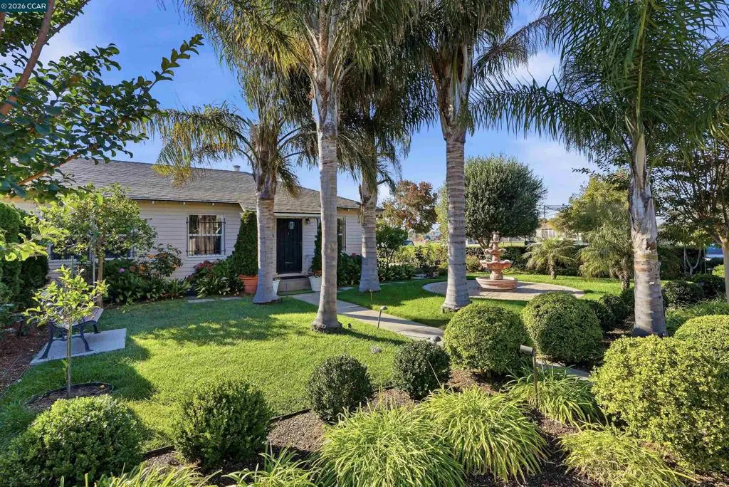 Condominium for sale at 140 W Bissell Ave, Richmond, CA featuring 2 beds and 2 baths