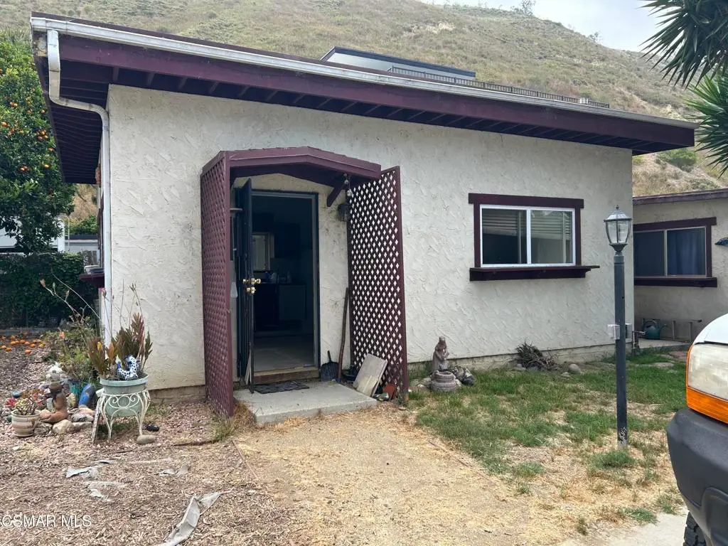 Single Family Residence for sale at 346 Leighton Drive, Ventura, CA featuring 2 beds and 2 baths