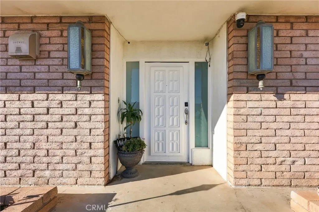 Single Family Residence for sale at 3255 Ditch, Simi Valley, CA featuring 4 beds and 4 baths