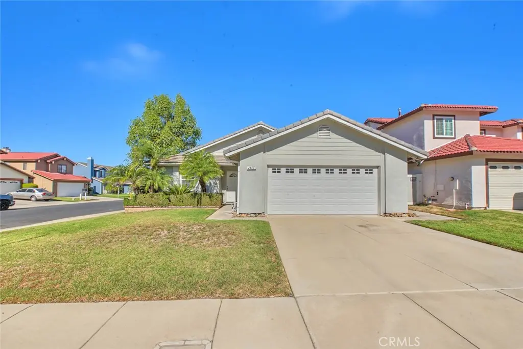 Single Family Residence for sale at 1417 Fox Run, Corona, CA featuring 3 beds and 2 baths