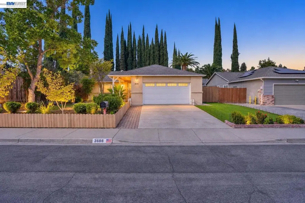 Single Family Residence for sale at 3608 Nightingale Dr, Antioch, CA featuring 3 beds and 2 baths