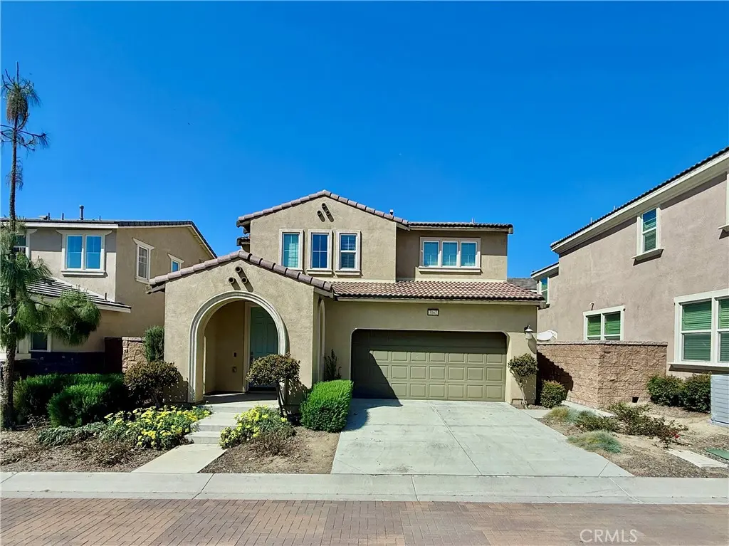 Single Family Residence for rent at 3162 E Mt Rainier Drive, Ontario, CA featuring 3 beds and 3 baths