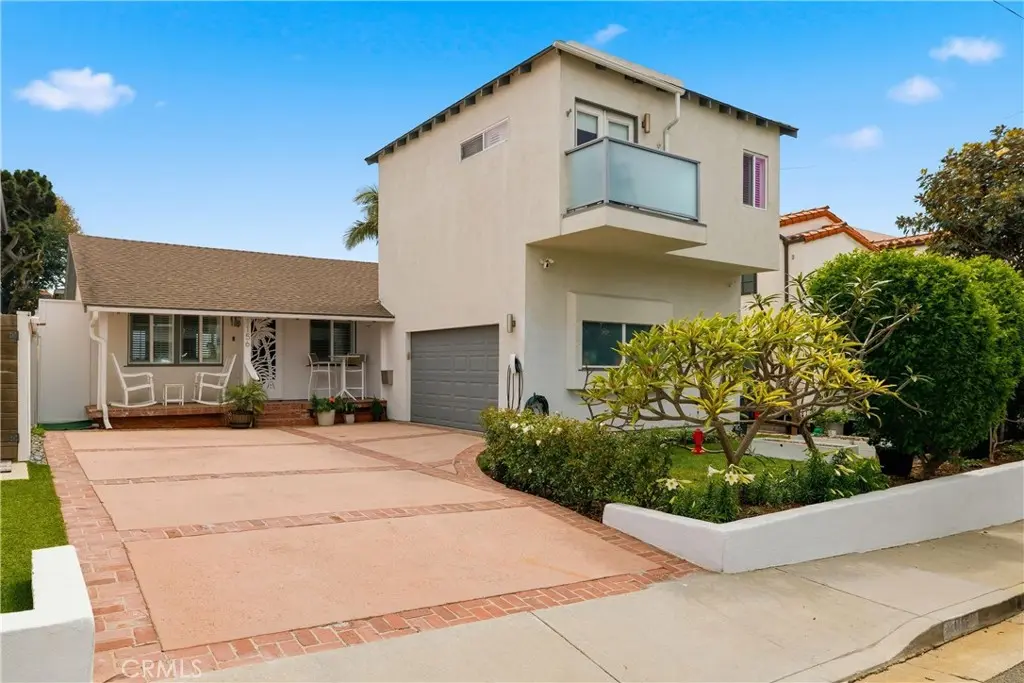 Single Family Residence for rent at 1156 9th, Hermosa Beach, CA featuring 3 beds and 3 baths