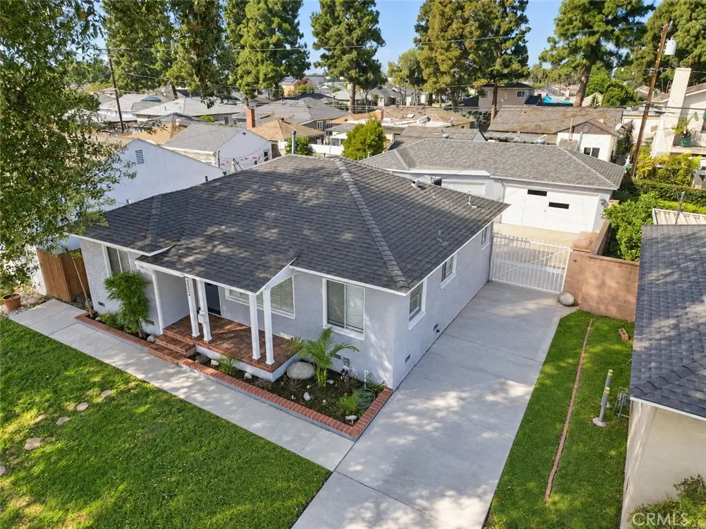 Single Family Residence for sale at 4333 Mcnab, Lakewood, CA featuring 3 beds and 3 baths
