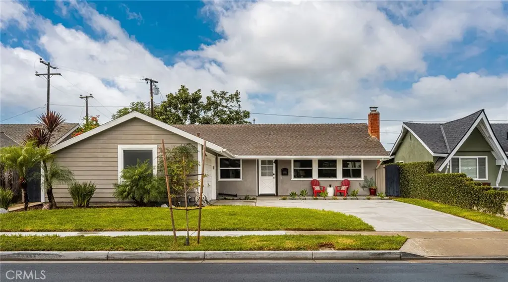 Single Family Residence for sale at 17751 Lewis, Huntington Beach, CA featuring 3 beds and 2 baths