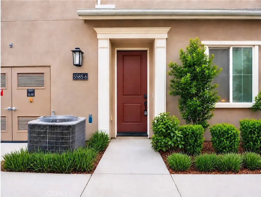 Condominium for sale at 5585 Kate Way 6, Fontana, CA featuring 2 beds and 2 baths