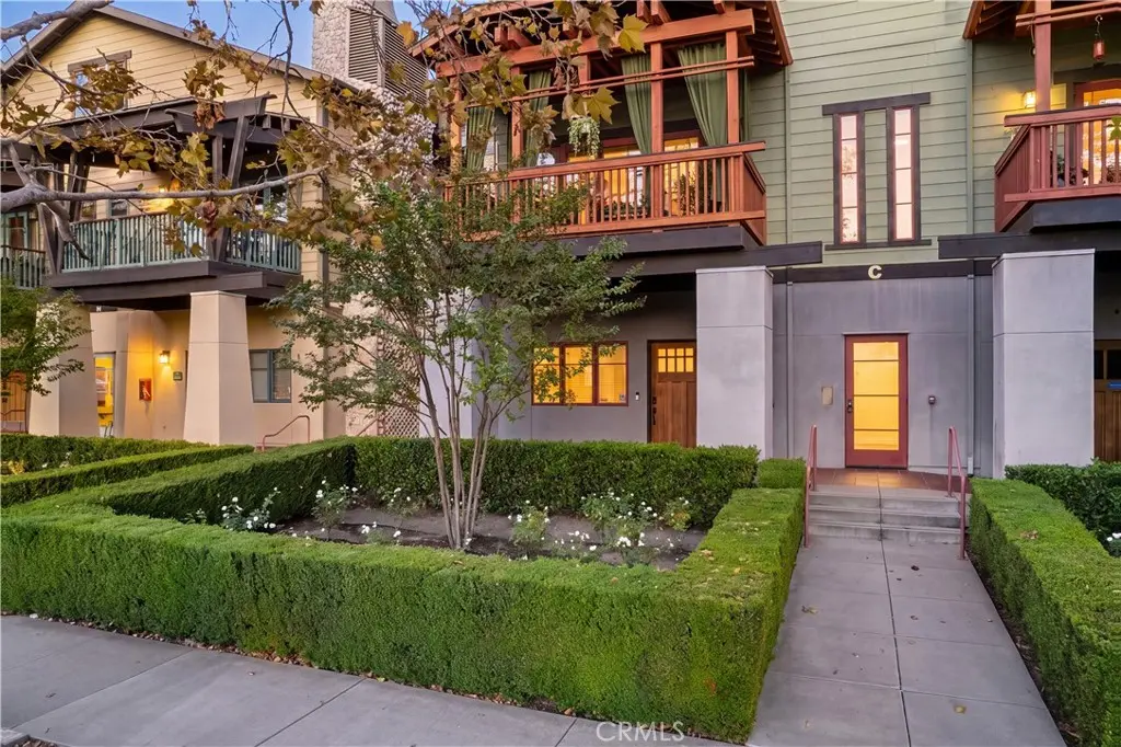 Condominium for sale at 136 N Vermont, Glendora, CA featuring 2 beds and 2 baths