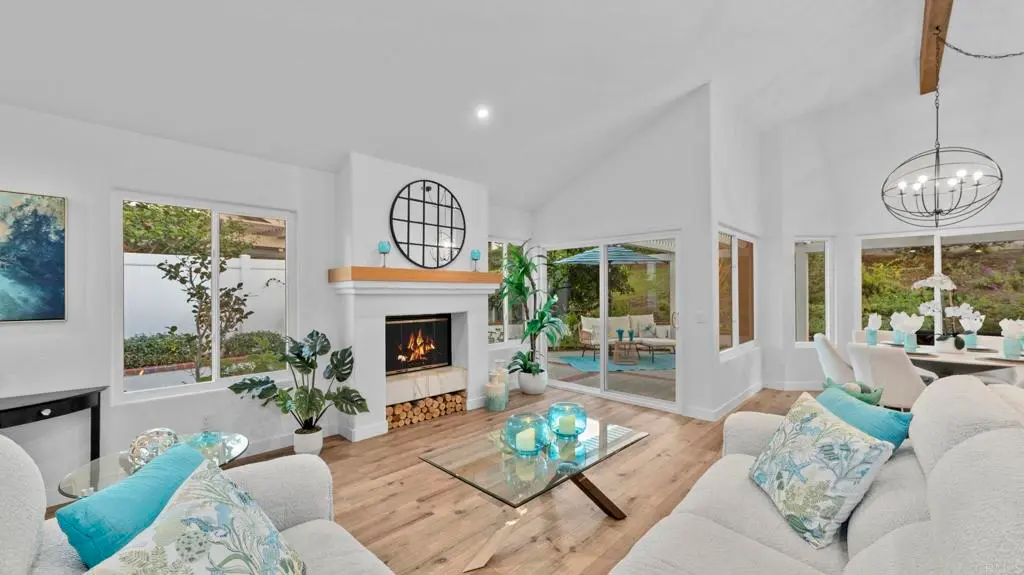 Single Family Residence for sale at 5065 Santorini Way, Oceanside, CA featuring 2 beds and 2 baths