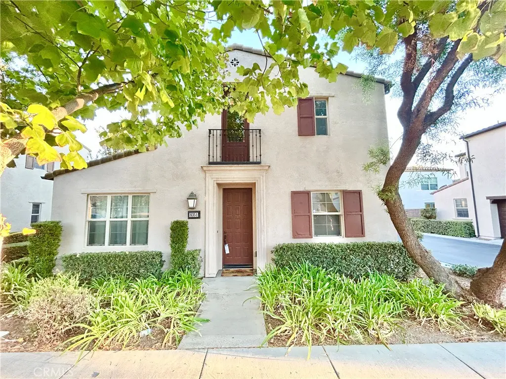 Single Family Residence for rent at 8351 Edgewood, Chino, CA featuring 3 beds and 3 baths