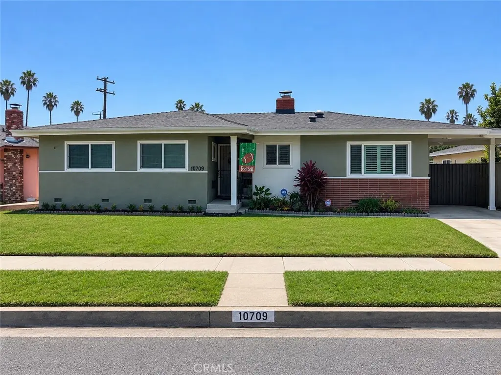 Single Family Residence for sale at 10709 S 8th Avenue, Inglewood, CA featuring 3 beds and 3 baths