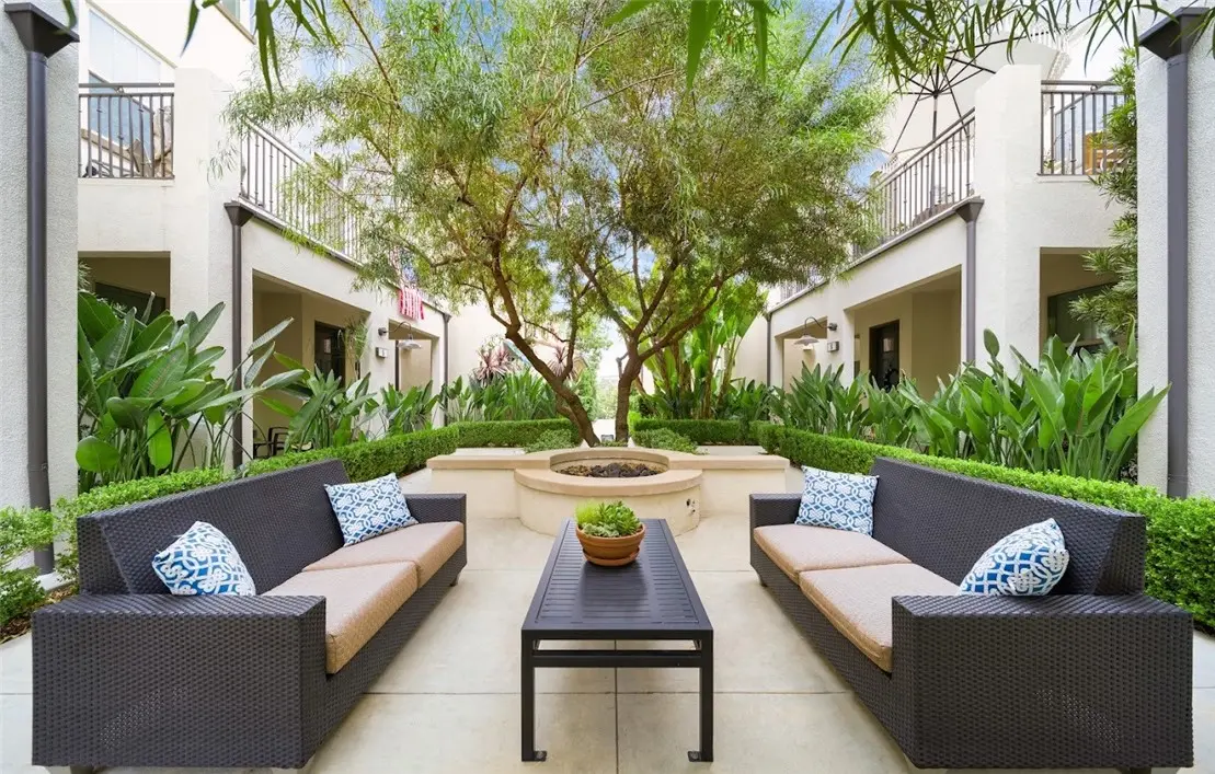 Residential Lease for rent at 10 Higo Street, Rancho Mission Viejo, Orange County, CA featuring 2 beds and 3 baths