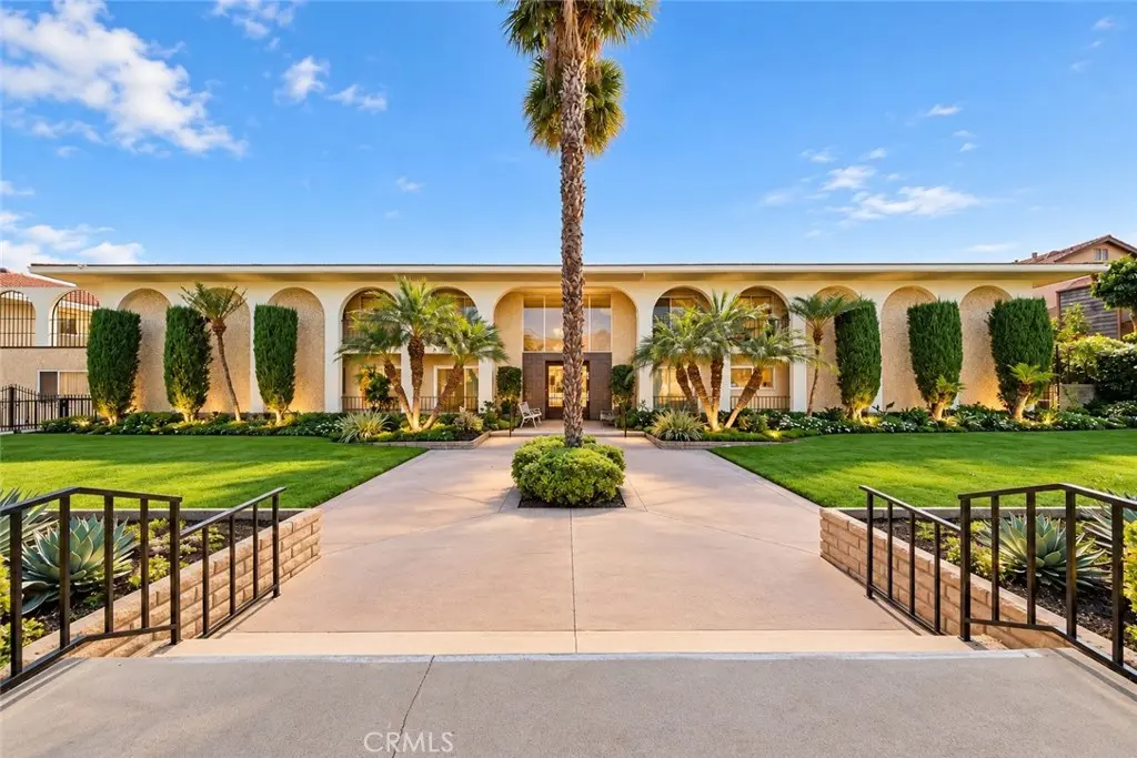 Condominium for sale at 630 W Huntington Dr # 216, Arcadia, CA featuring 3 beds and 2 baths