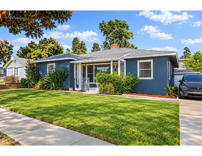Single Family Residence for sale at 9306 S 10th, Inglewood, CA featuring 3 beds and 3 baths