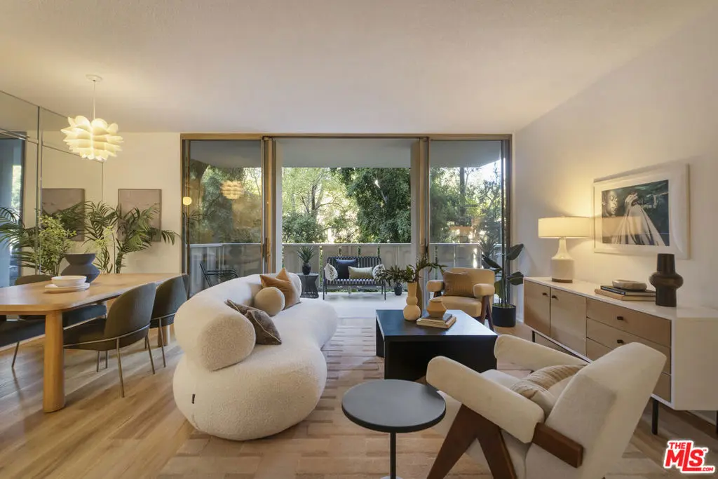 Condominium for sale at 4455 Los Feliz Boulevard 204, Los Angeles, CA featuring 1 bed and 1 bath