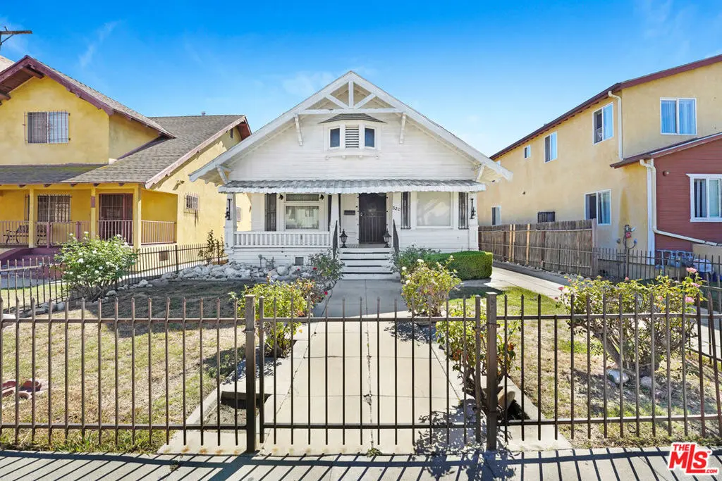 Single Family Residence for sale at 320 W 46th Street, Los Angeles, CA featuring 2 beds and 1 bath
