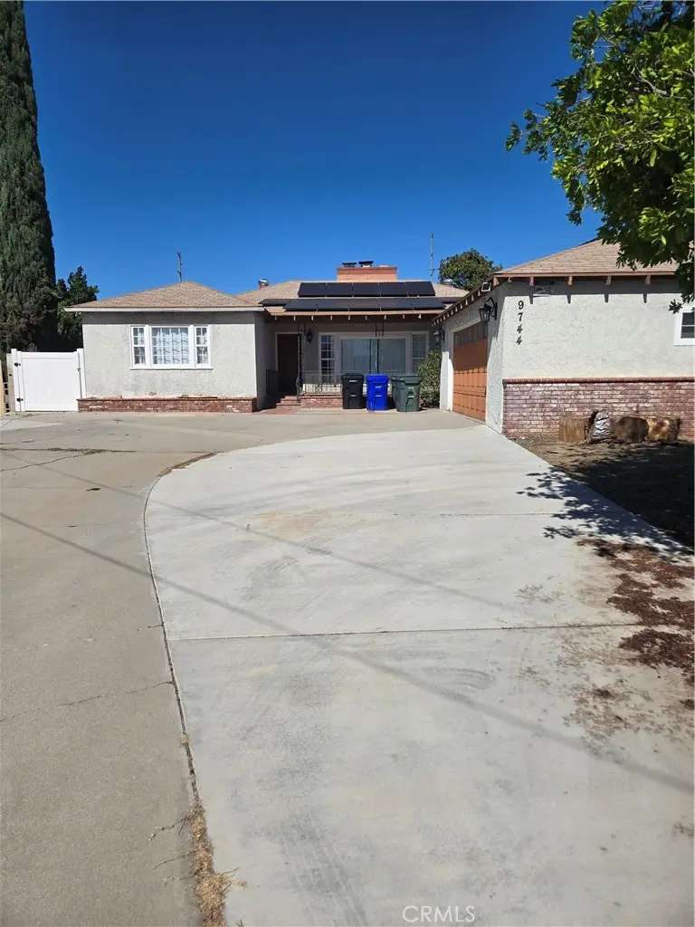 Single Family Residence for sale at 9744 Mango, Fontana, CA featuring 3 beds and 2 baths