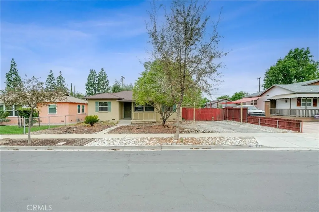 Single Family Residence for sale at 227 Piedmont, Claremont, CA featuring 3 beds and 1 bath