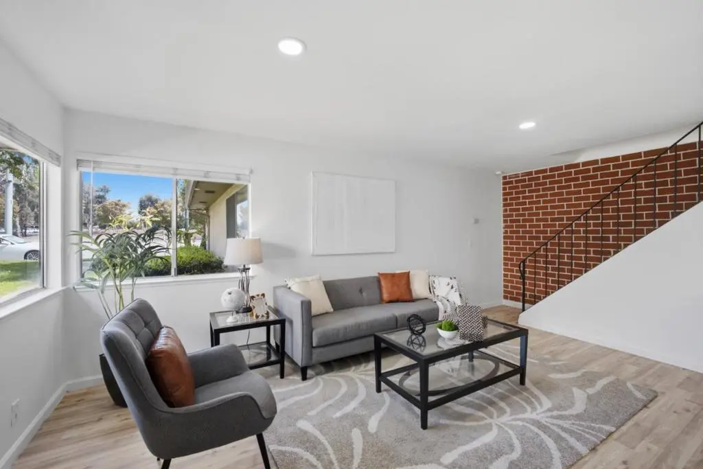 Condominium for sale at 811 N Capitol Avenue 3, San Jose, CA featuring 2 beds and 1 bath
