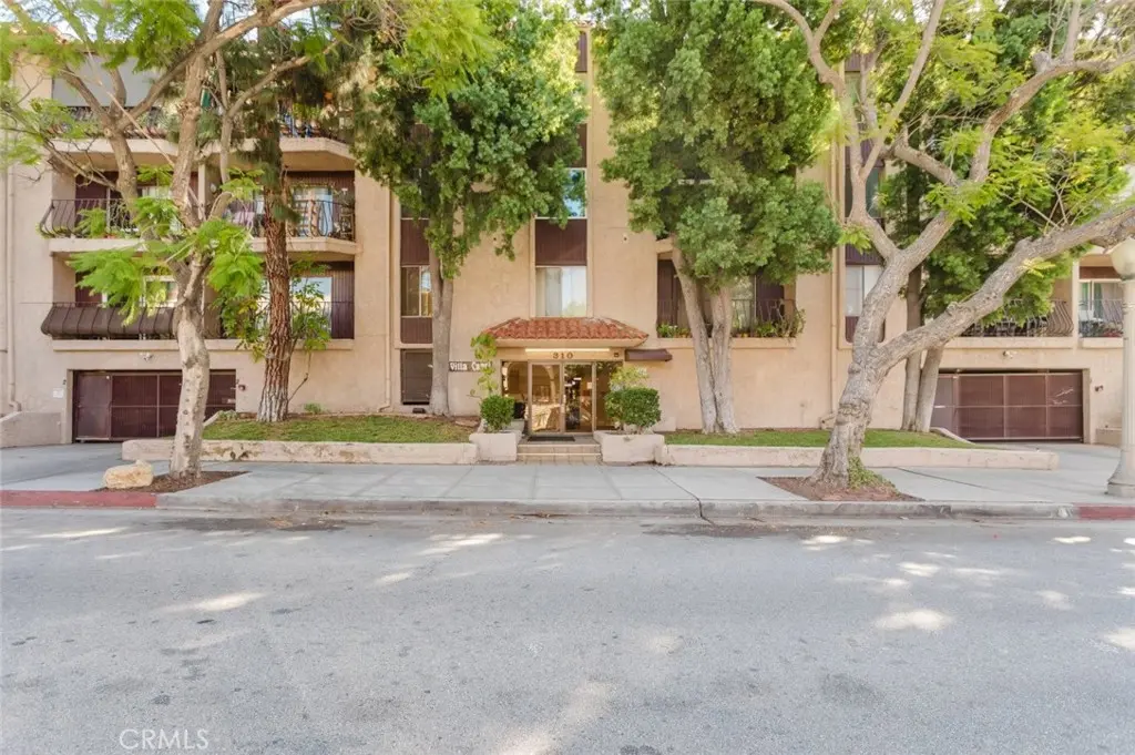 Condominium for sale at 310 N Jackson Street 128, Glendale, CA featuring 2 beds and 1 bath