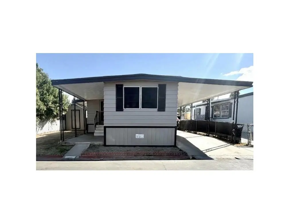 Manufactured In Park for sale at 1097 N State Street 166, Hemet, CA featuring 2 beds and 1 bath