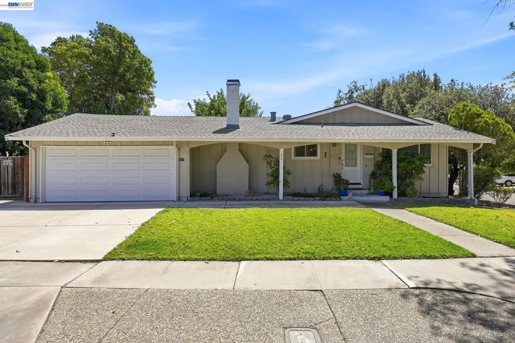 Single Family Residence for sale at 4315 Denker Dr, Pleasanton, CA featuring 3 beds and 2 baths