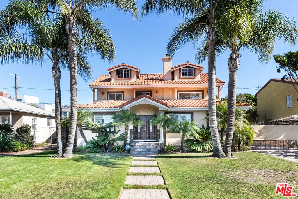 Single Family Residence for sale at 3312 Grand View Boulevard, Los Angeles, CA featuring 4 beds and 4 baths
