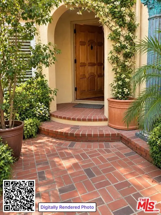 Single Family Residence for sale at 10762 Ashton Avenue, Los Angeles, CA featuring 3 beds and 2 baths