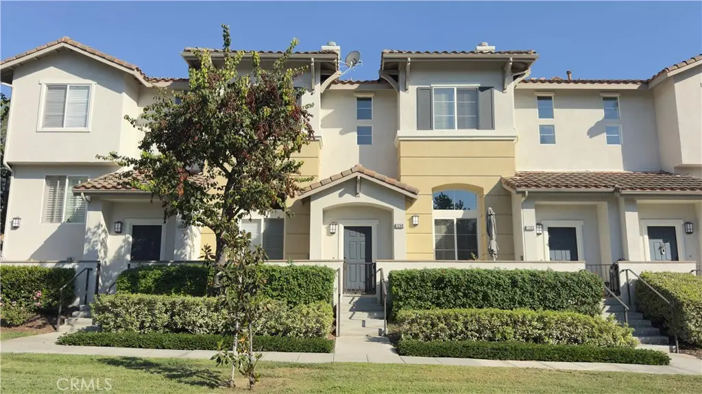 Condominium for rent at 1259 Mendez Drive, Fullerton, CA featuring 3 beds and 3 baths