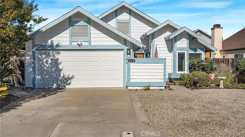 Single Family Residence for sale at 410 Auburn Ave, San Marcos, CA featuring 2 beds and 2 baths