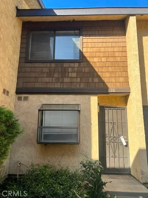 Condominium for sale at 12750 Centralia 30, Lakewood, CA featuring 2 beds and 1 bath
