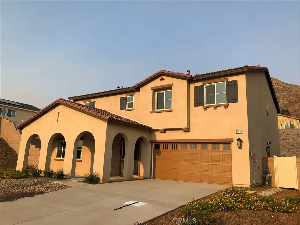 Single Family Residence for rent at 7024 Orange Tree, Riverside, CA featuring 7 beds and 4 baths