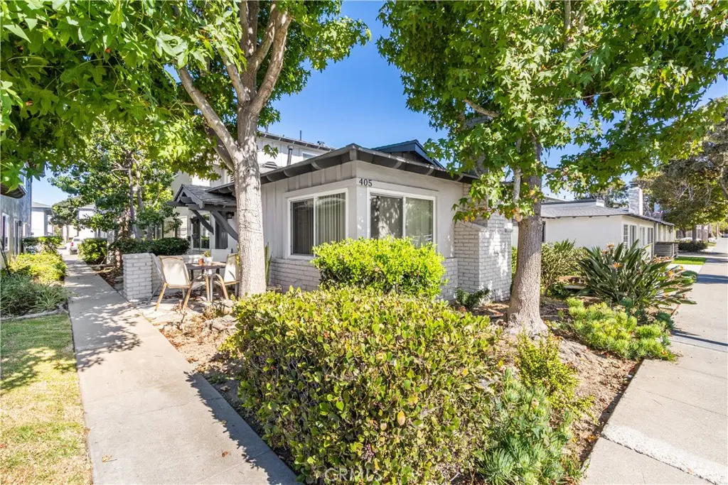 Quadruplex for sale at 405 12th, Huntington Beach, CA