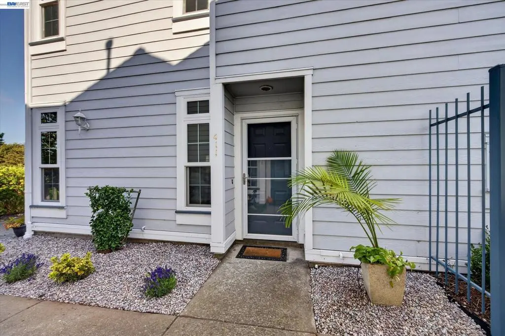 Townhouse for sale at 411 Commodore Drive, Richmond, CA featuring 1 bed and 1 bath