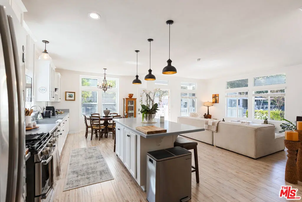 Manufactured In Park for sale at 6 Sherwood Drive, Westlake Village, CA featuring 3 beds and 2 baths