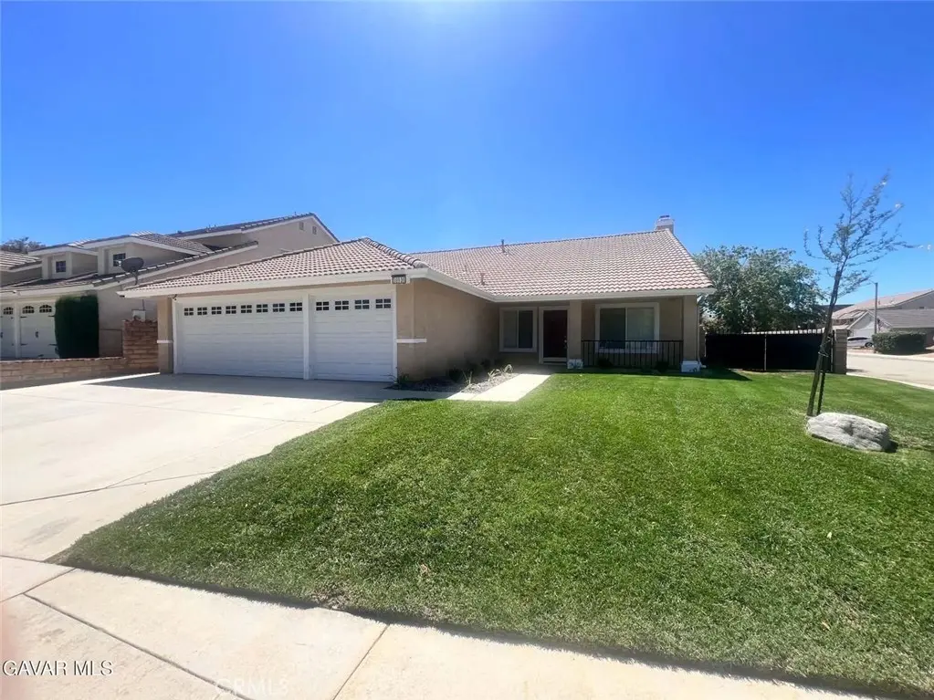 Single Family Residence for rent at 39939 Guita Court, Palmdale, CA featuring 4 beds and 2 baths