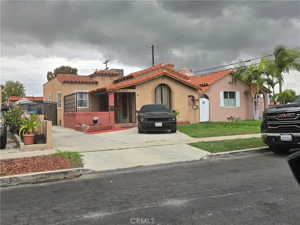 Single Family Residence for sale at 8905 Ruthelen, Los Angeles, CA featuring 3 beds and 2 baths