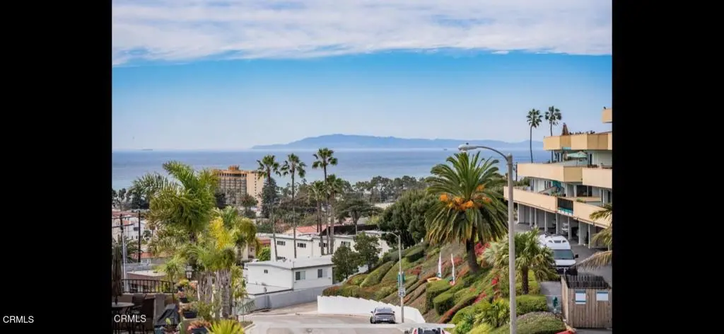 Residential Lease for rent at 310 N Kalorama Street, Ventura, Ventura County, CA featuring 3 beds and 4 baths