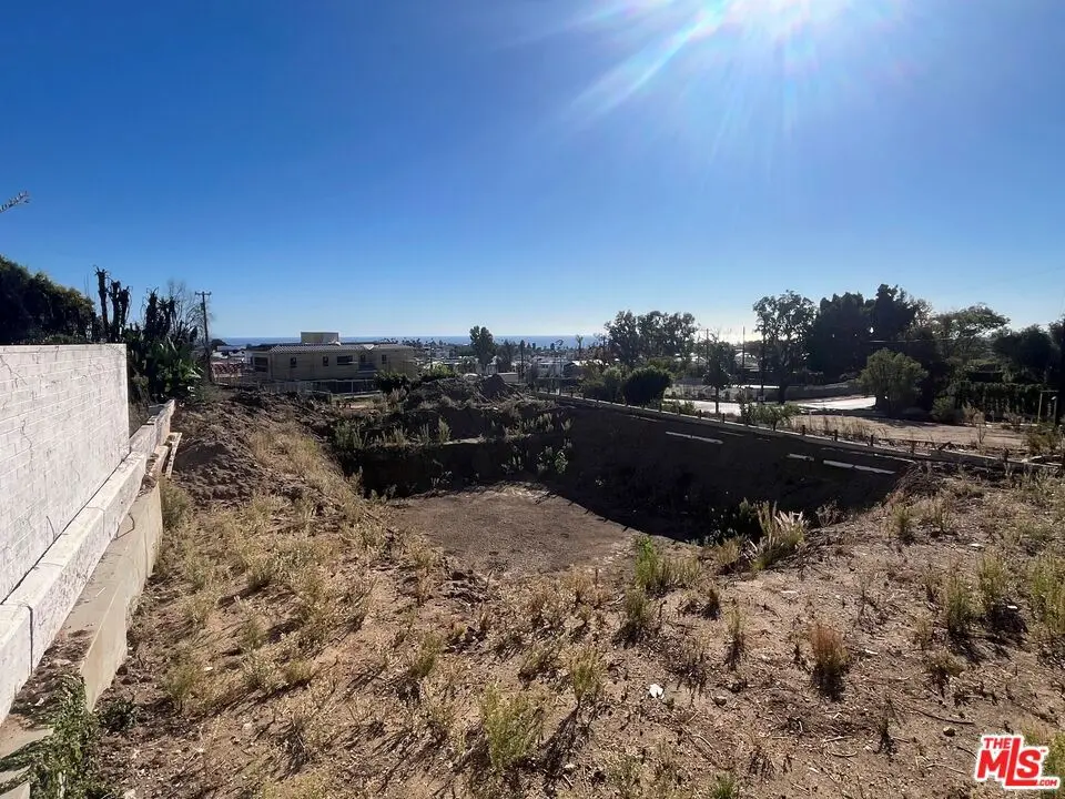 Land for sale at 14915 Bestor Boulevard, Pacific Palisades, Los Angeles County, CA