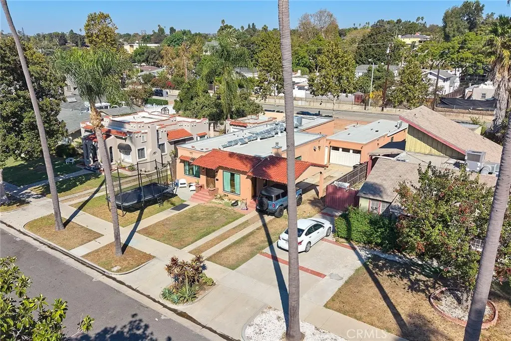 Single Family Residence for sale at 529 W Whiting, Fullerton, CA featuring 4 beds and 4 baths