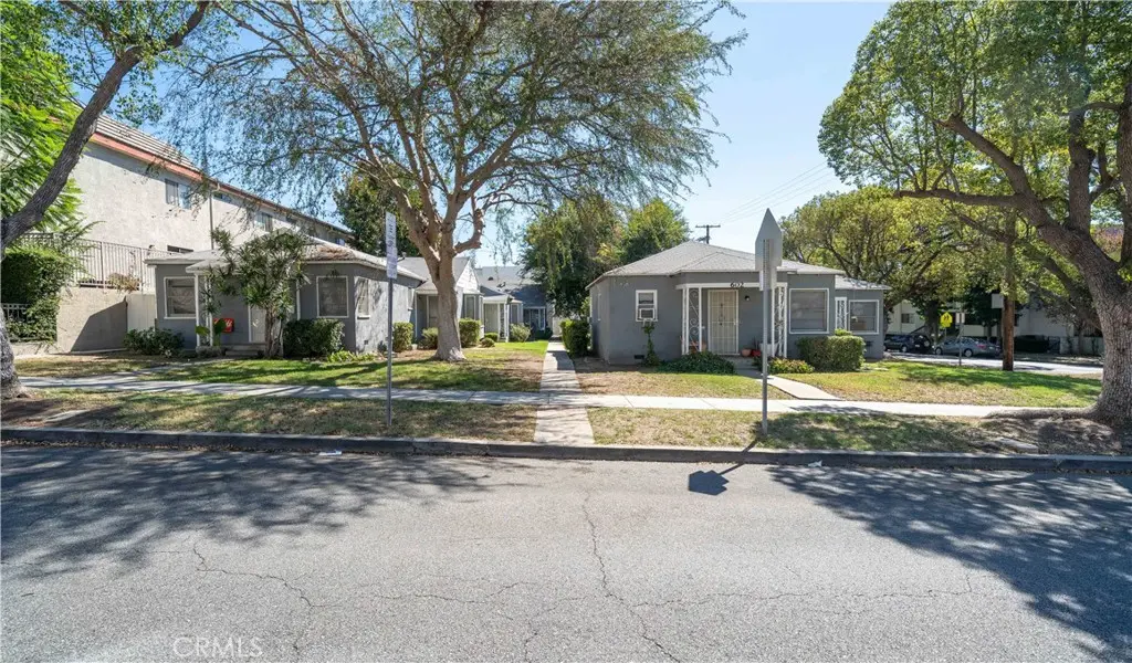 Apartment for sale at 600 -606 E Providencia Avenue, Burbank, CA