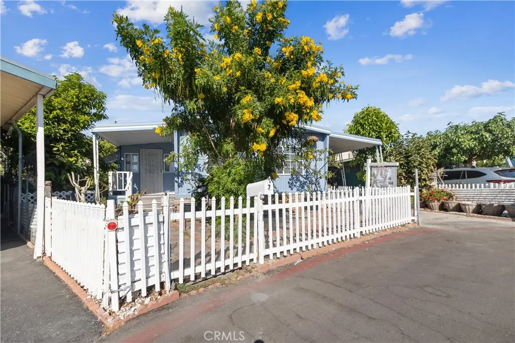 Manufactured In Park for sale at 14081 Magnolia street SP7, Westminster, CA featuring 4 beds and 3 baths